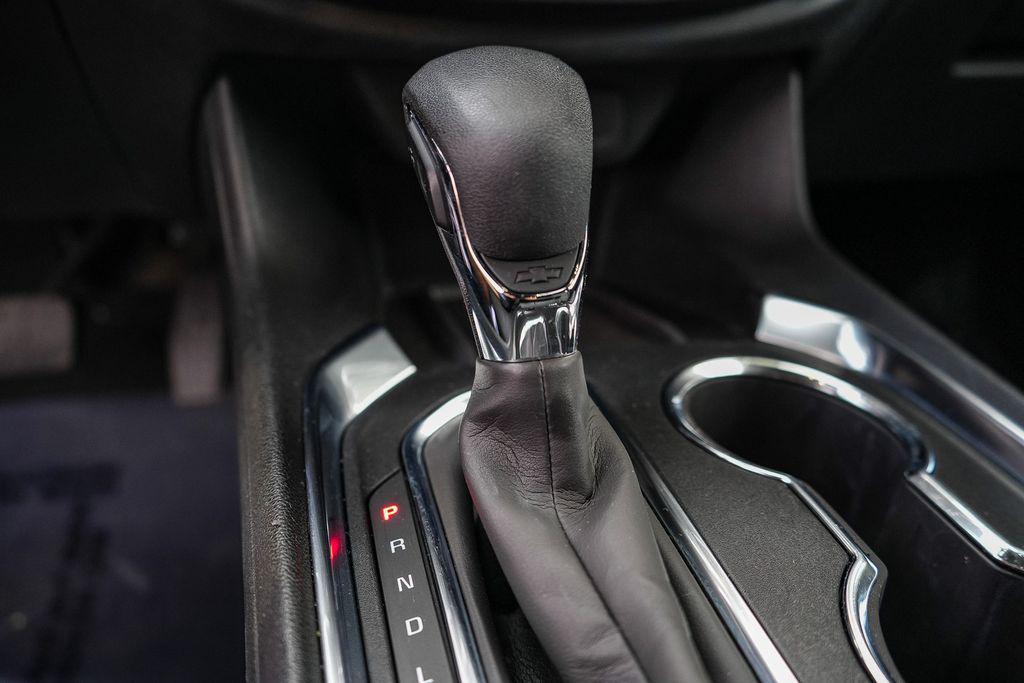 used 2023 Chevrolet Traverse car, priced at $31,835