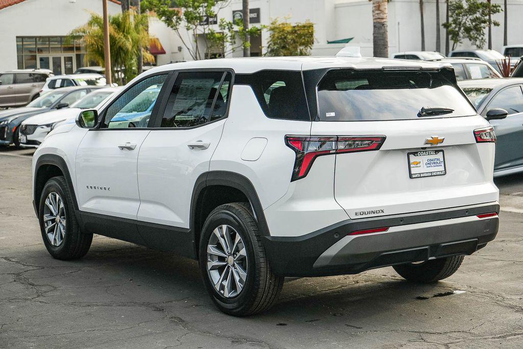 new 2026 Chevrolet Equinox car, priced at $32,930