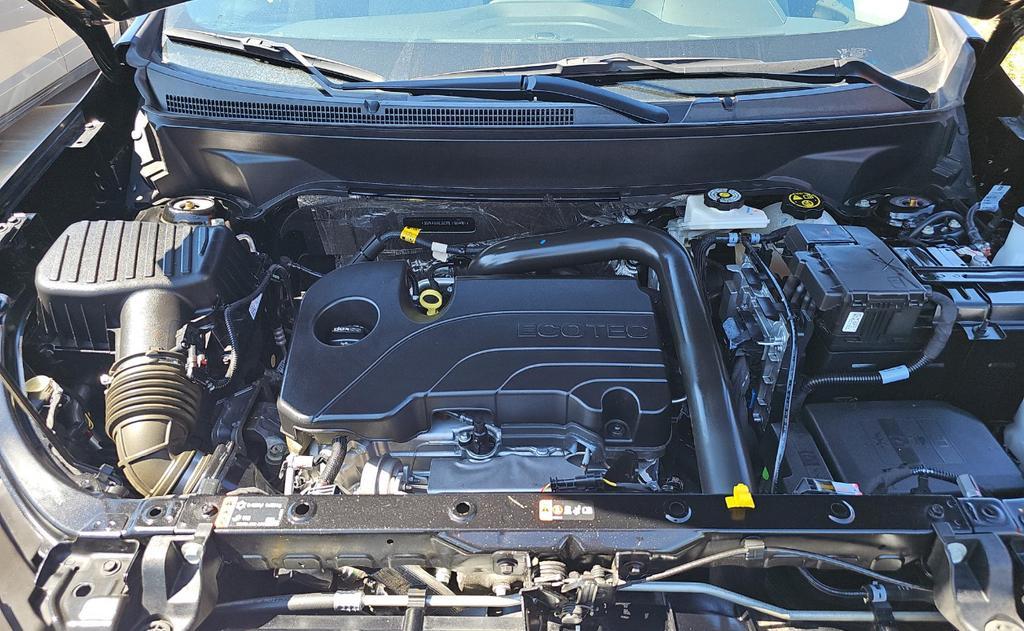 used 2023 Chevrolet Equinox car, priced at $21,250