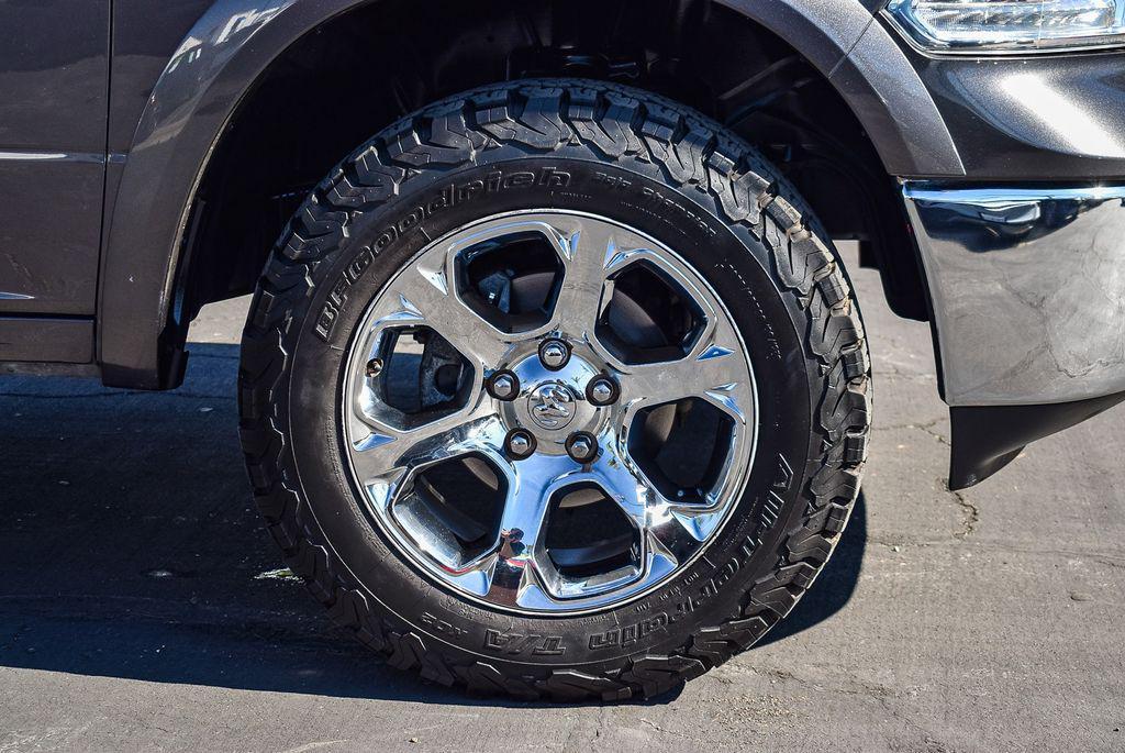 used 2018 Ram 1500 car, priced at $22,400