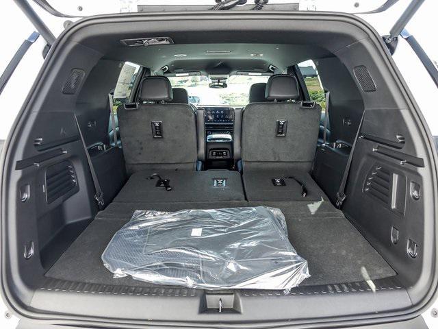 new 2026 Chevrolet Traverse car, priced at $43,084