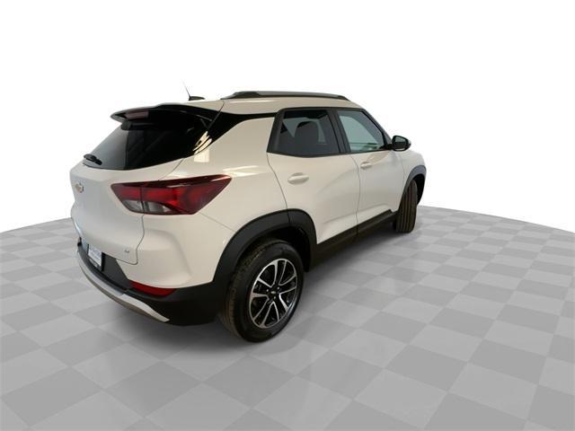 used 2025 Chevrolet TrailBlazer car, priced at $23,552