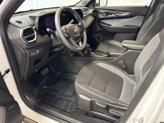 used 2025 Chevrolet TrailBlazer car, priced at $23,552