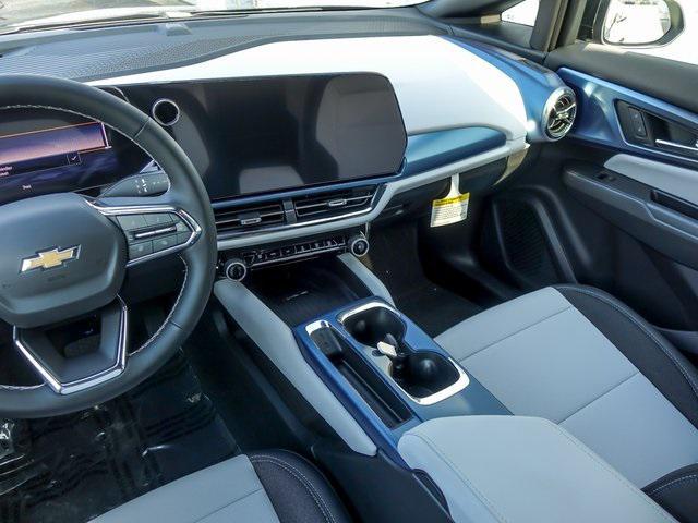 new 2026 Chevrolet Equinox EV car, priced at $32,234