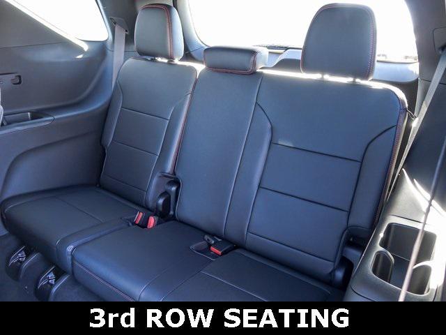 new 2026 Chevrolet Traverse car, priced at $59,008