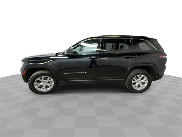 used 2023 Jeep Grand Cherokee car, priced at $27,972