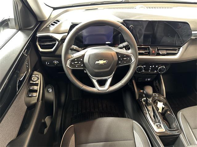 used 2024 Chevrolet TrailBlazer car, priced at $21,942