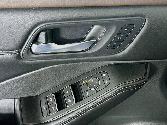 used 2023 Nissan Rogue car, priced at $23,987