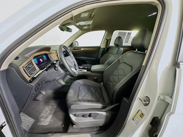 used 2025 Volkswagen Atlas car, priced at $28,797