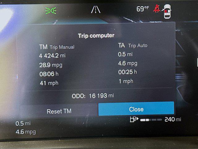 used 2025 Volvo XC60 car, priced at $32,987