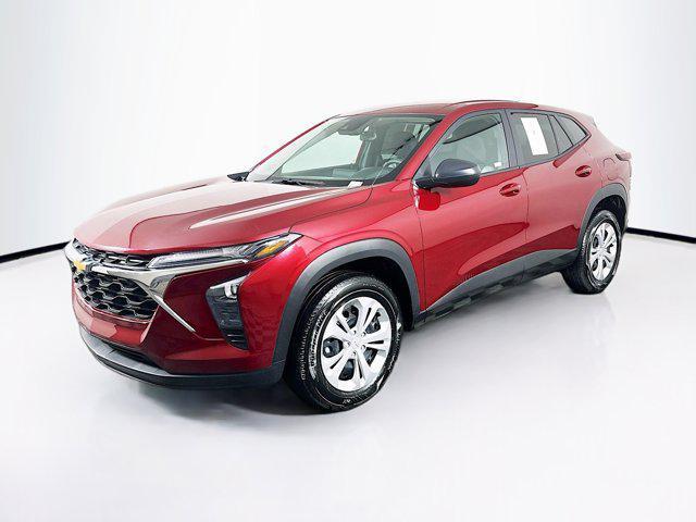 used 2025 Chevrolet Trax car, priced at $19,787