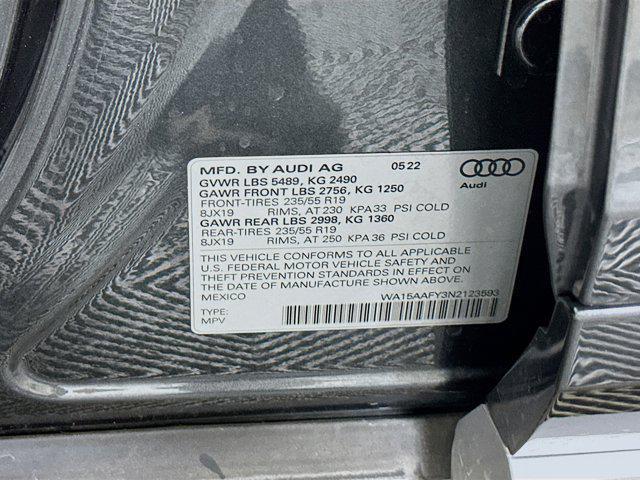 2022 Daytona Gray Pearl Effect Audi Q5