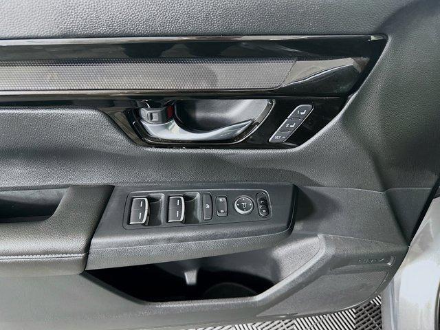 used 2025 Honda CR-V car, priced at $30,987