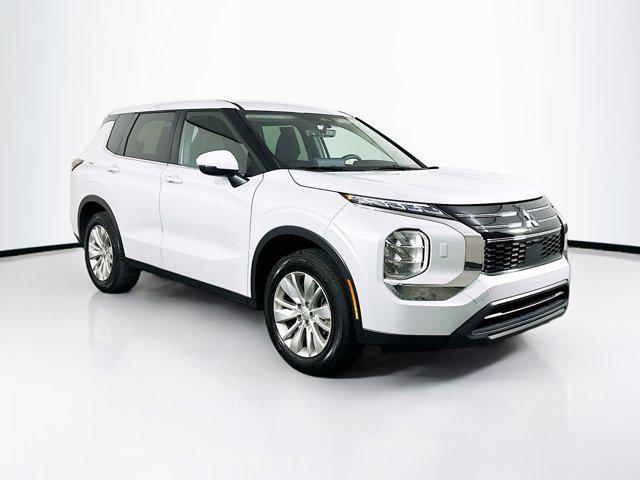 used 2025 Mitsubishi Outlander car, priced at $24,422