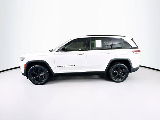 used 2023 Jeep Grand Cherokee car, priced at $29,222