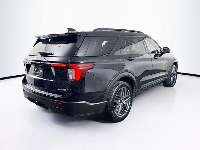 used 2025 Ford Explorer car, priced at $35,722