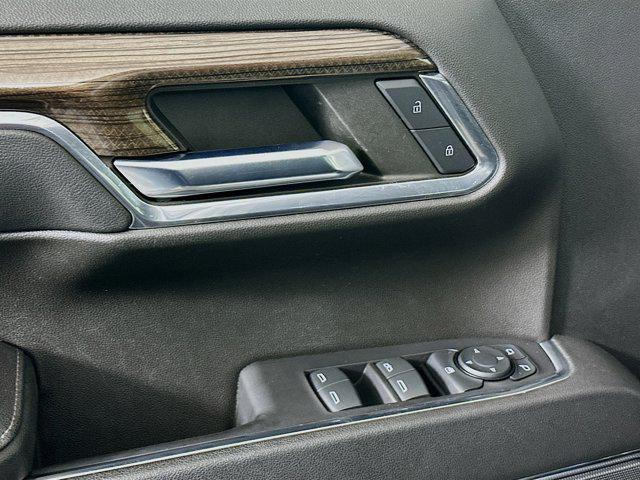 used 2023 Chevrolet Silverado 1500 car, priced at $33,996