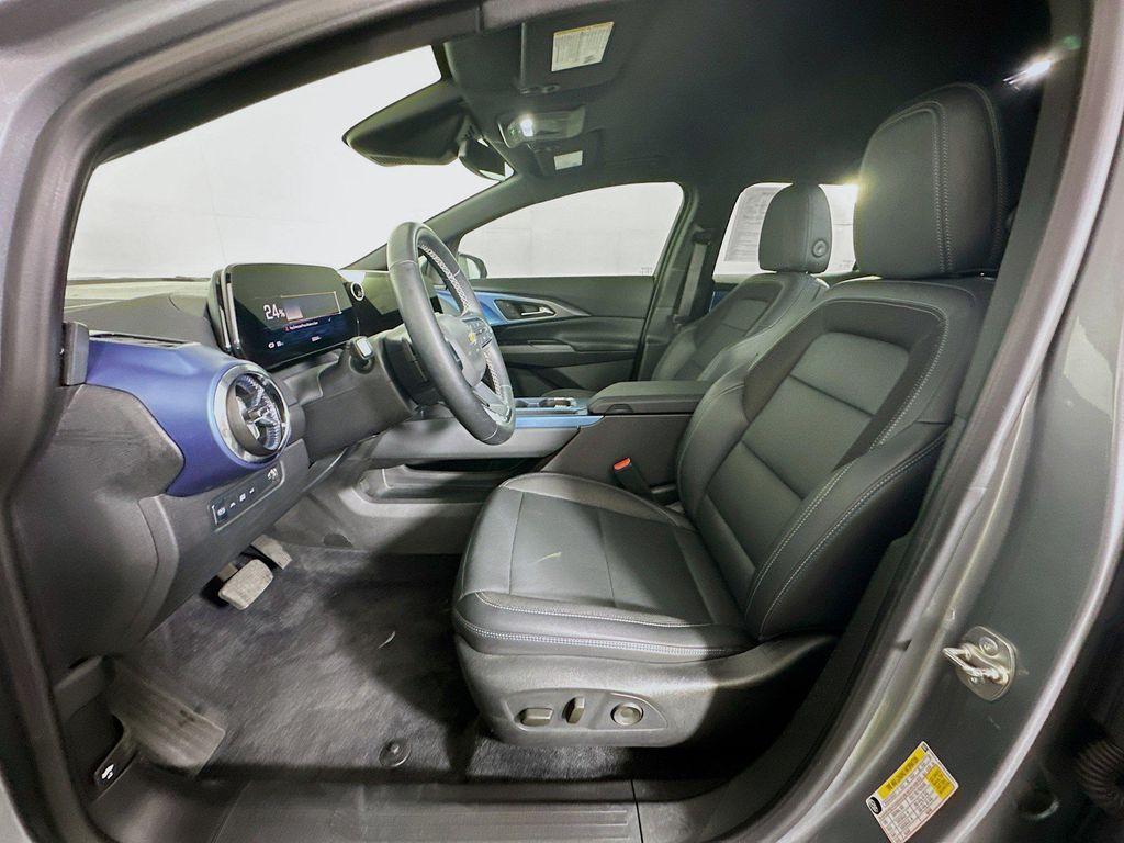 used 2024 Chevrolet Equinox EV car, priced at $25,712