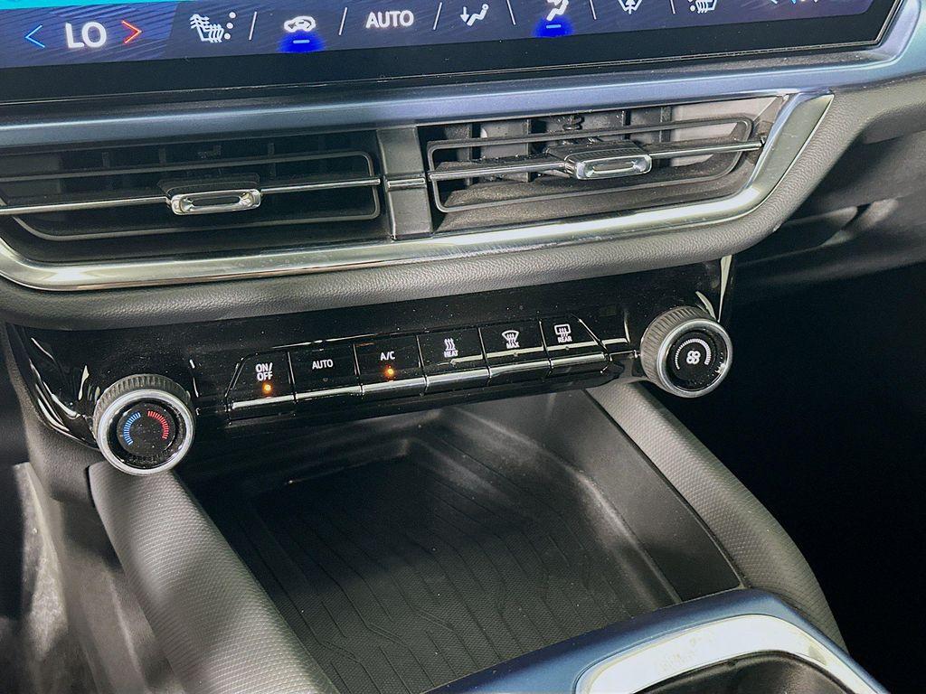 used 2024 Chevrolet Equinox EV car, priced at $25,712