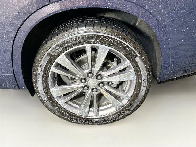 used 2025 Cadillac XT6 car, priced at $36,297