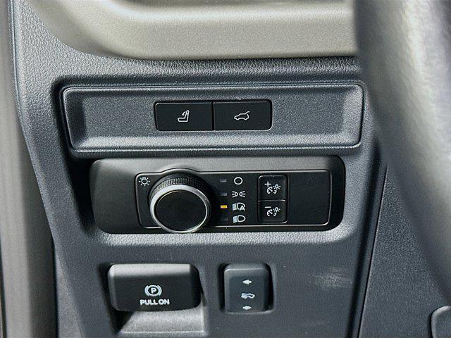 used 2024 Ford Expedition Max car, priced at $39,996