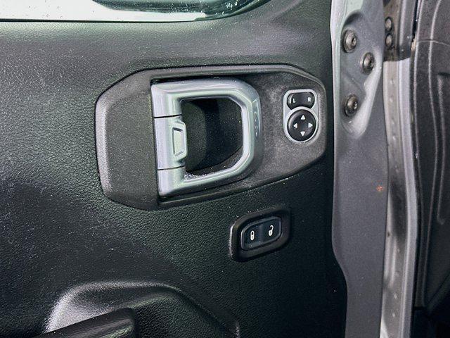 used 2020 Jeep Wrangler Unlimited car, priced at $21,221