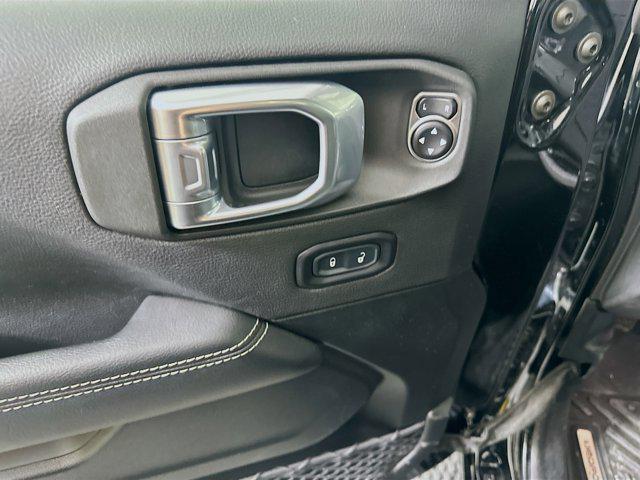 used 2021 Jeep Wrangler Unlimited car, priced at $25,697