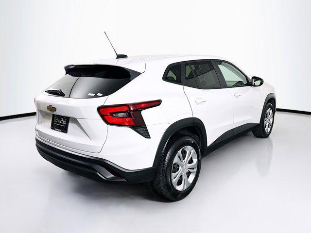 used 2025 Chevrolet Trax car, priced at $19,197