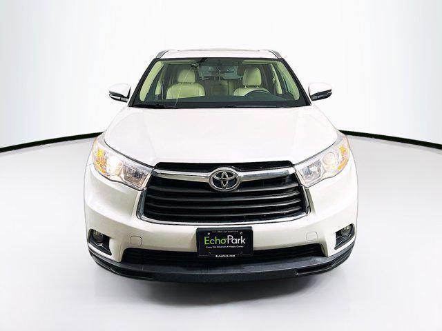 used 2014 Toyota Highlander car, priced at $13,987
