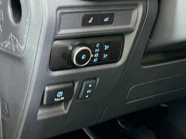 used 2024 Ford Expedition car, priced at $44,897