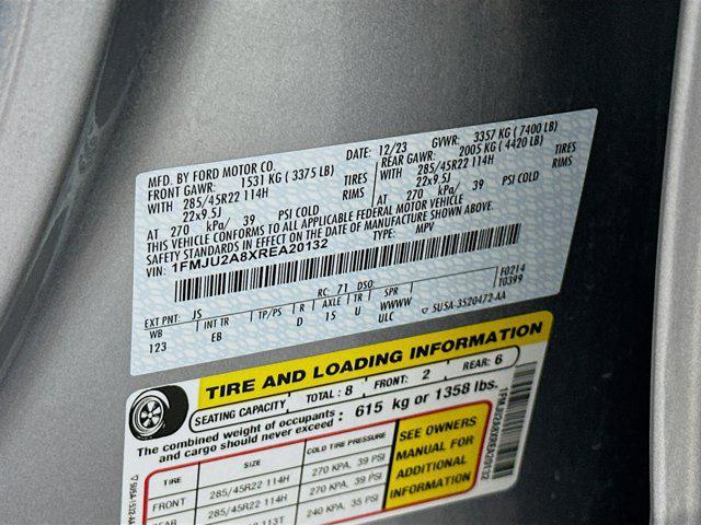 used 2024 Ford Expedition car, priced at $44,897