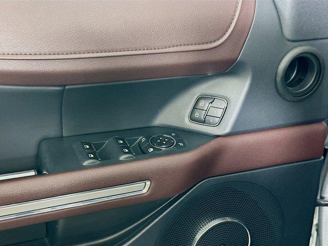 used 2024 Ford Expedition car, priced at $44,897