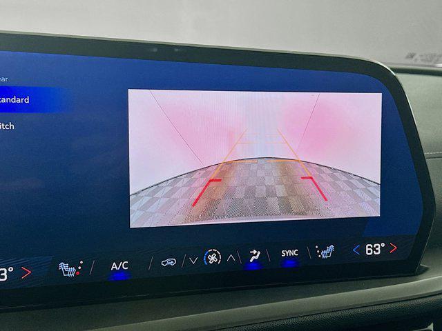 used 2025 Chevrolet Traverse car, priced at $31,987