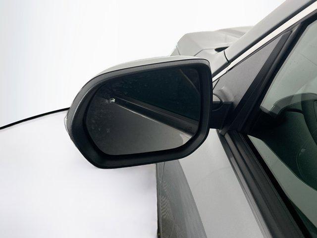 used 2025 Chevrolet Traverse car, priced at $31,987