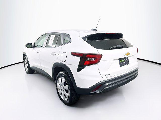 used 2025 Chevrolet Trax car, priced at $18,797