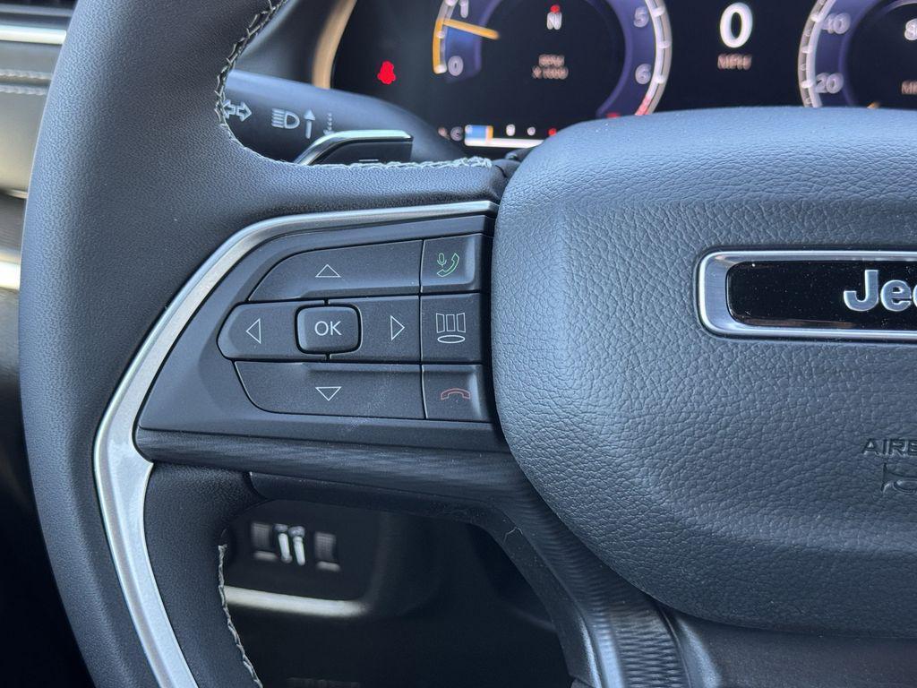 new 2025 Jeep Grand Cherokee L car, priced at $50,582