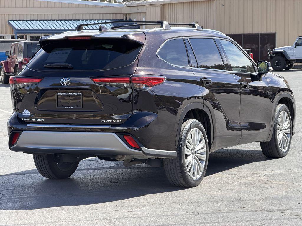 used 2022 Toyota Highlander car