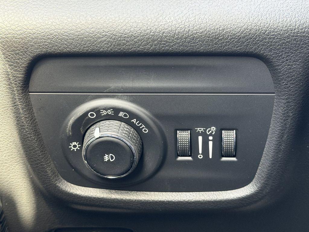 new 2026 Jeep Grand Cherokee L car, priced at $56,400