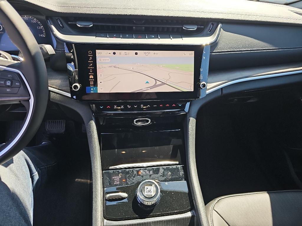 new 2026 Jeep Grand Cherokee car, priced at $54,995