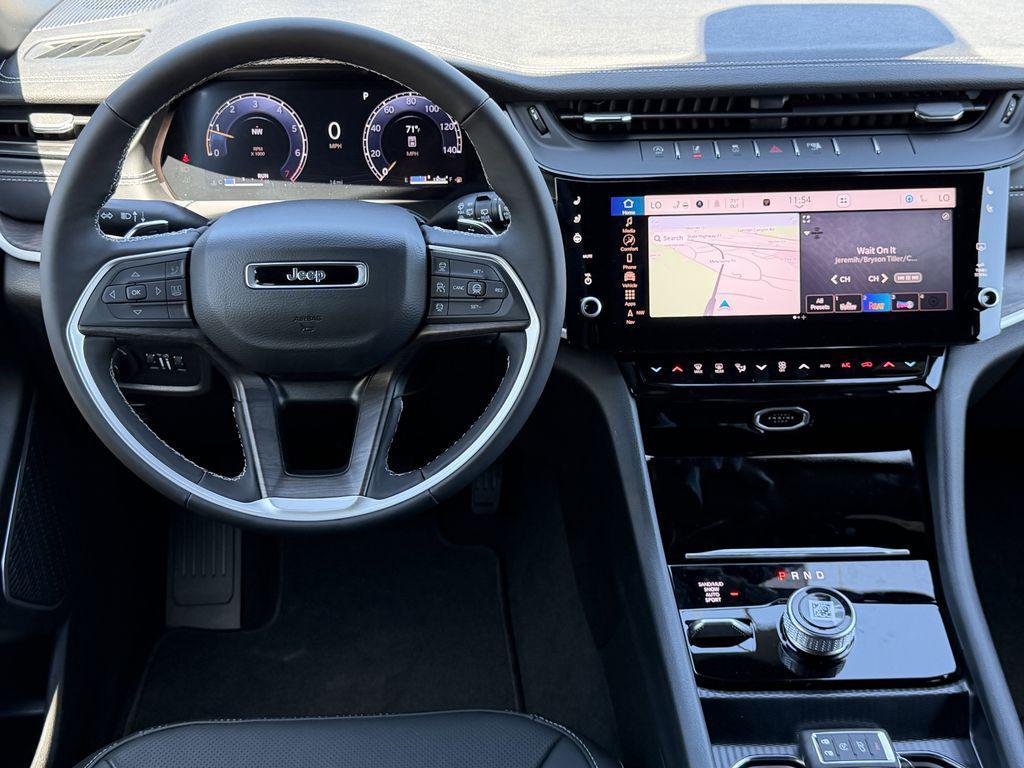 new 2026 Jeep Grand Cherokee car, priced at $54,995