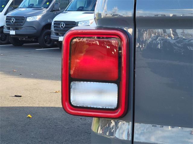 used 2022 Jeep Gladiator car, priced at $31,000