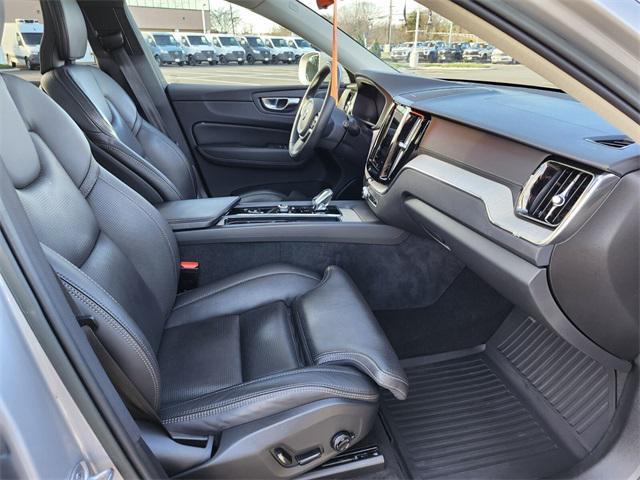 used 2022 Volvo XC60 car, priced at $31,403