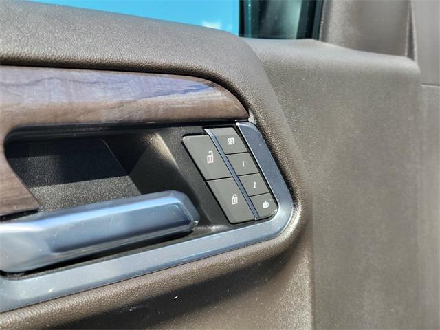 used 2022 Chevrolet Silverado 1500 car, priced at $41,280