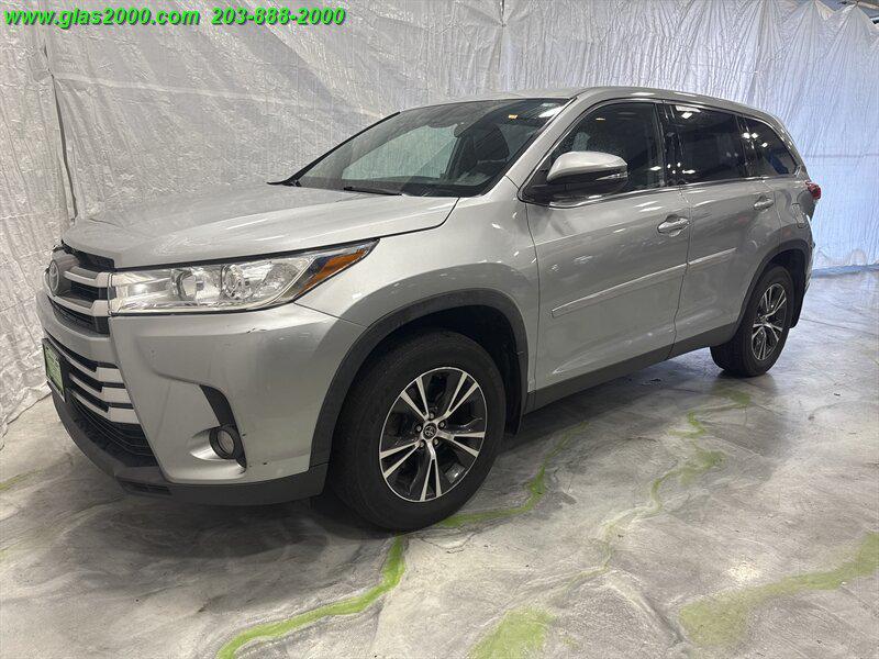 used 2019 Toyota Highlander car, priced at $18,999