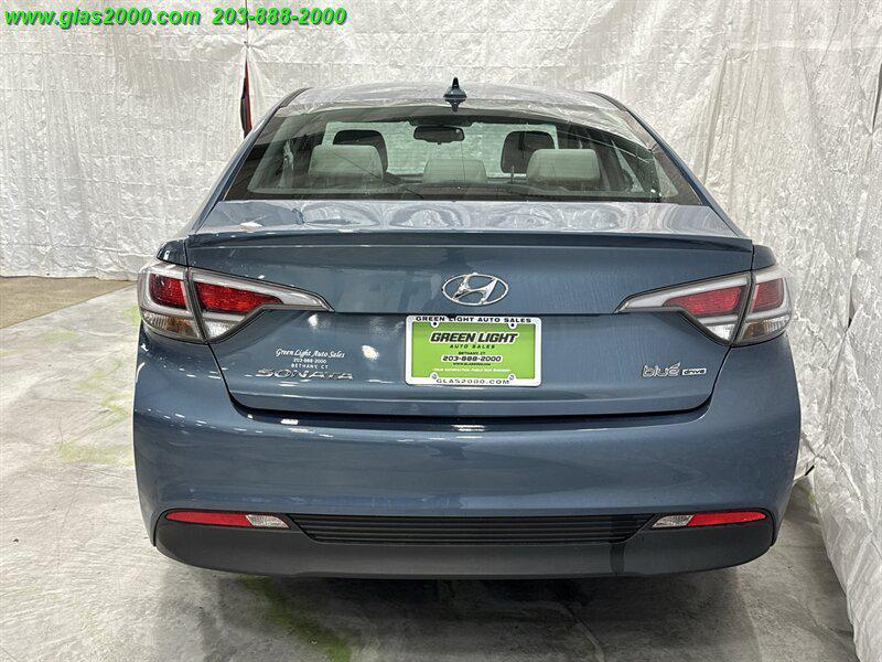 used 2016 Hyundai Sonata Hybrid car, priced at $9,999