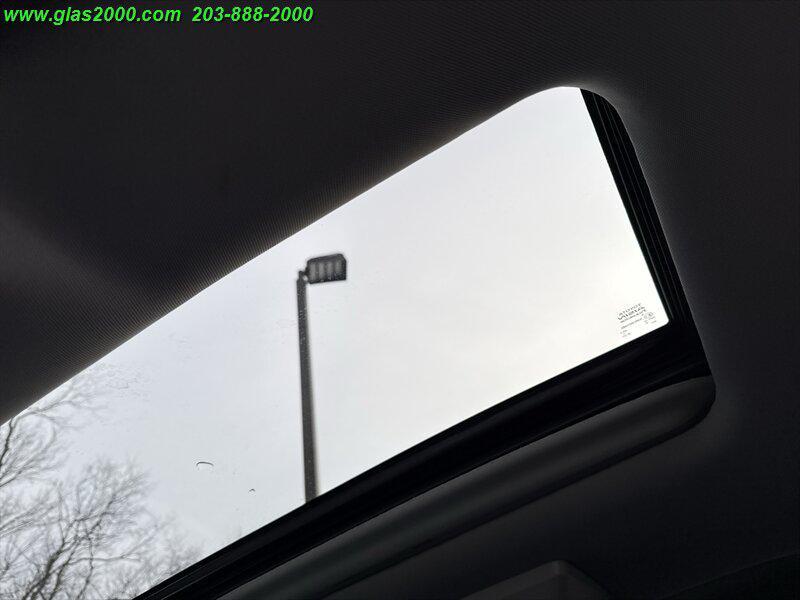 used 2018 Toyota Highlander car, priced at $23,999