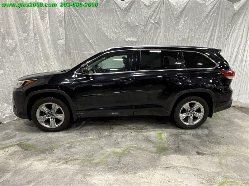 used 2018 Toyota Highlander car, priced at $23,999