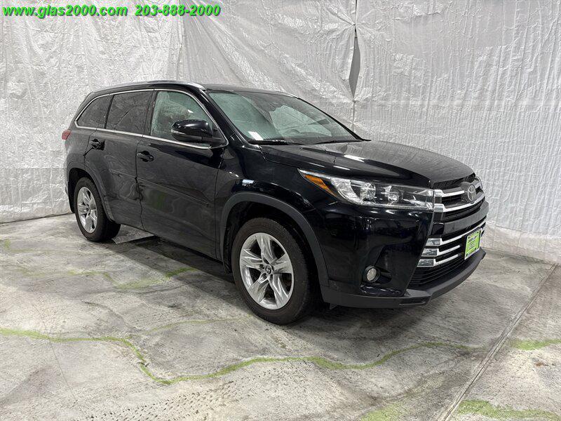 used 2018 Toyota Highlander car, priced at $23,999