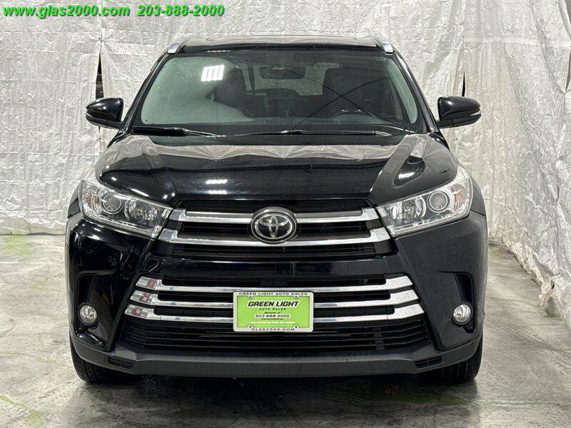 used 2018 Toyota Highlander car, priced at $23,999