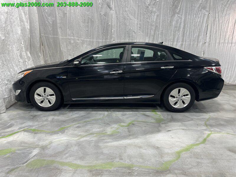 used 2014 Hyundai Sonata Hybrid car, priced at $9,499
